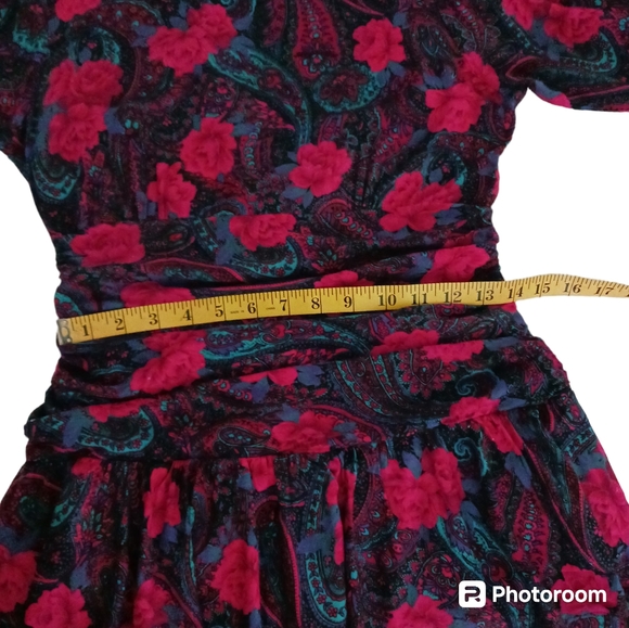 💰Vintage Floral Dress Day/Night Peplum Style. - Picture 8 of 8